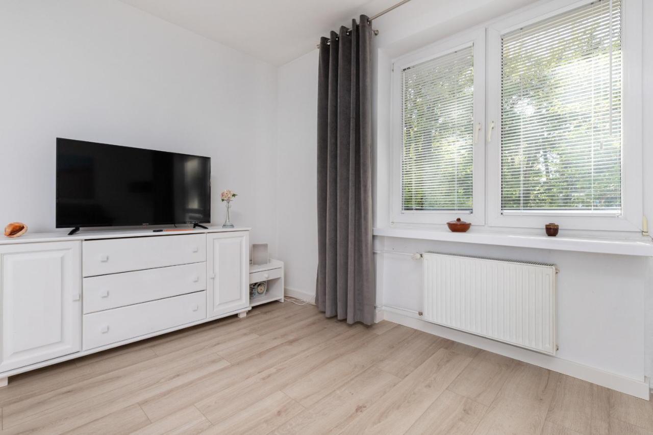 Gdanska Two-Bedroom Apartment Brzezno Beach By Noclegi Renters Екстериор снимка