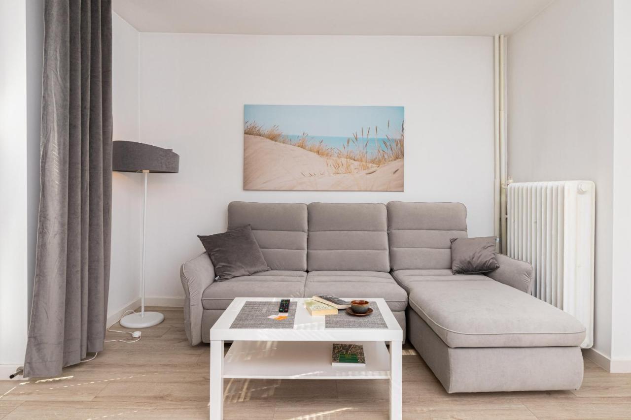 Gdanska Two-Bedroom Apartment Brzezno Beach By Noclegi Renters Екстериор снимка