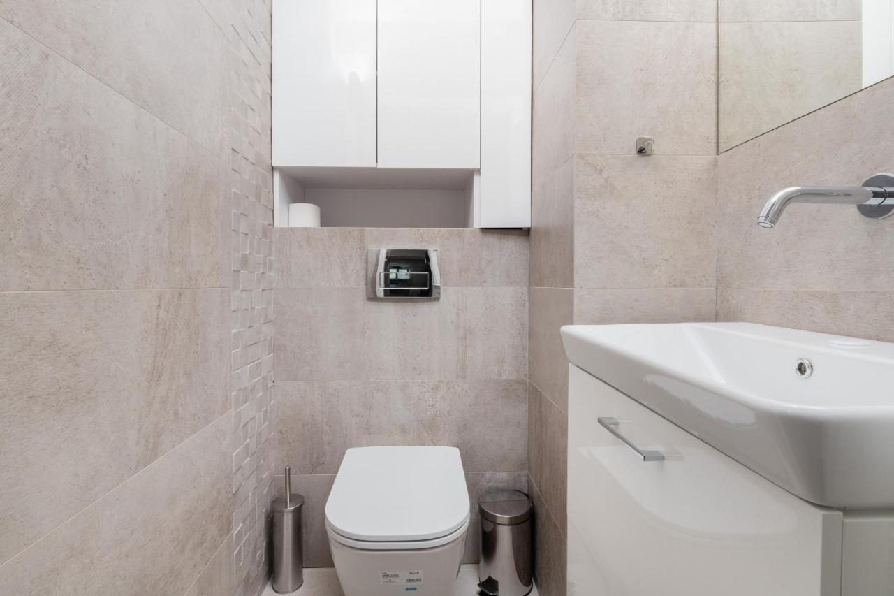 Gdanska Two-Bedroom Apartment Brzezno Beach By Noclegi Renters Екстериор снимка