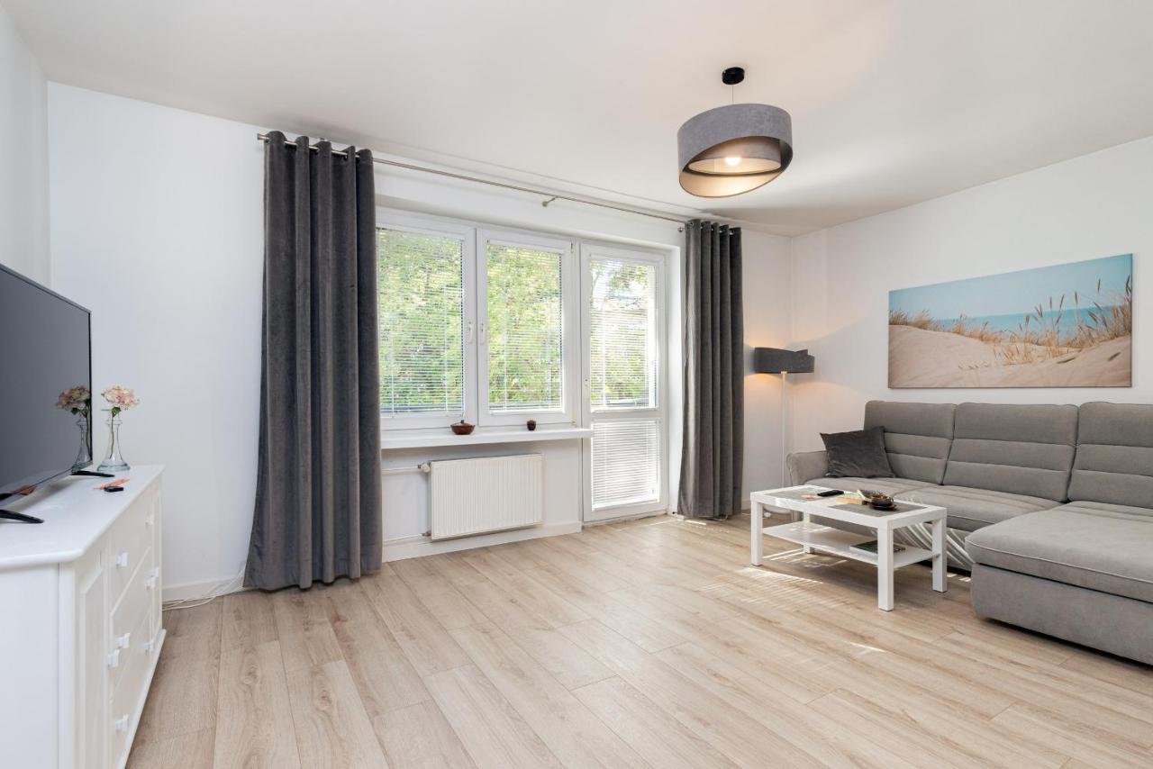 Gdanska Two-Bedroom Apartment Brzezno Beach By Noclegi Renters Екстериор снимка
